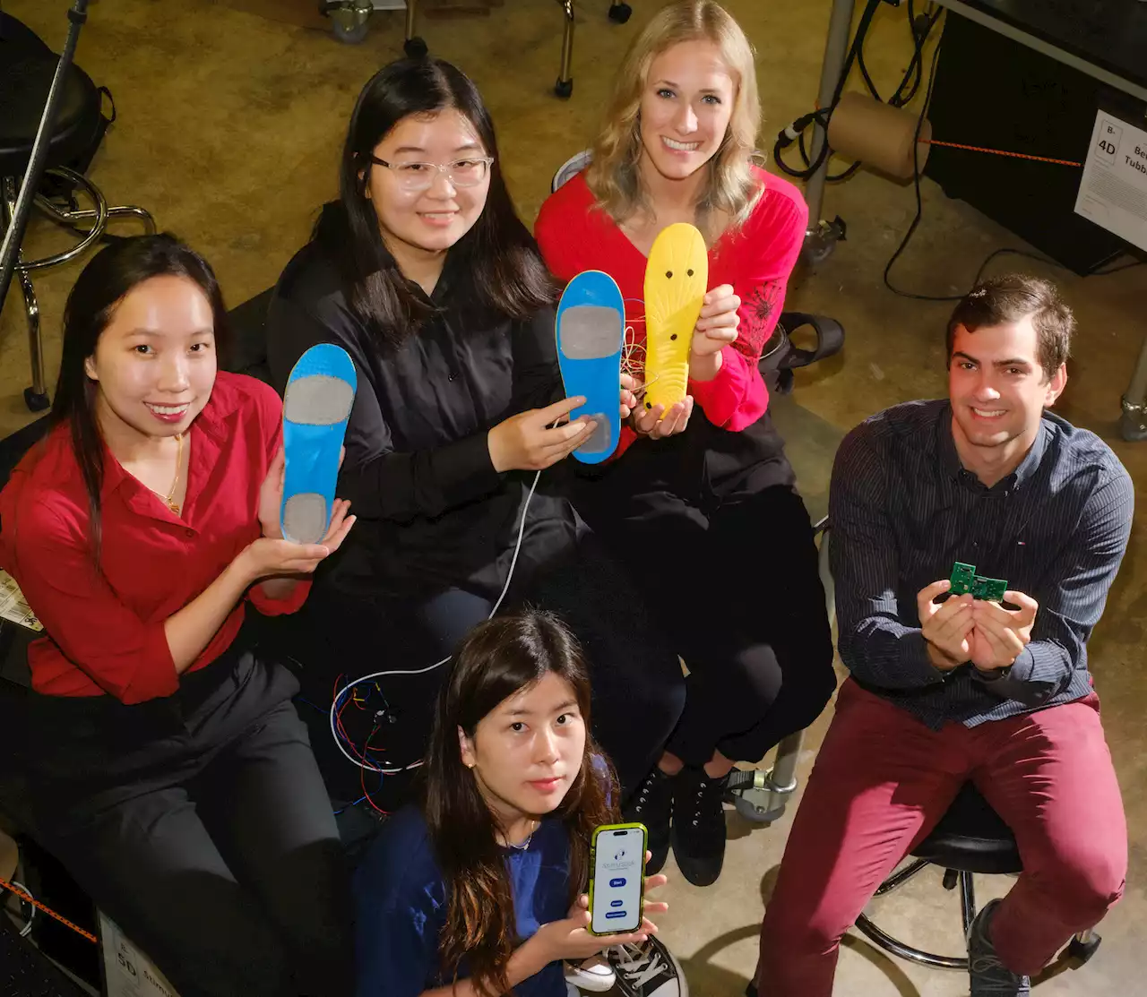 Student scientists engineer socks for on-the-go neuropathy treatment