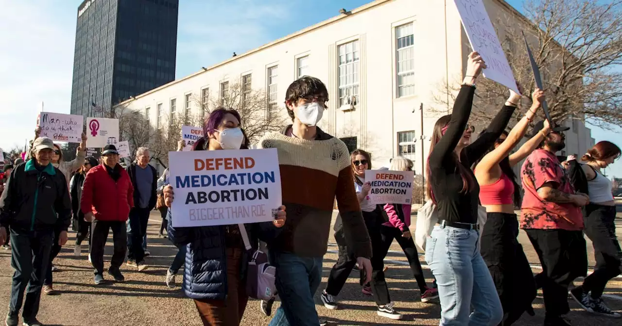 Appeals court partially blocks Trump judge’s abortion pill ruling, curbs mail access