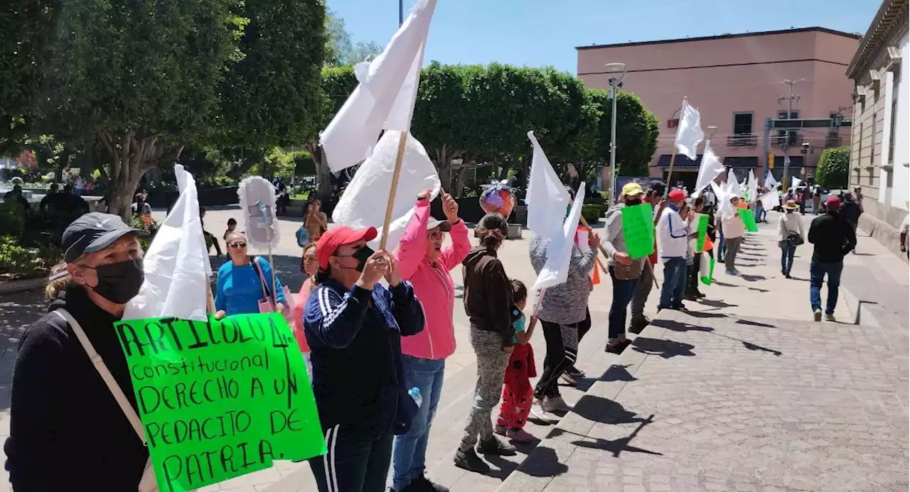 Dignidad Coronilla Nazahua se manifiesta en Irapuato; Municipio niega poder cumplir sus demandas