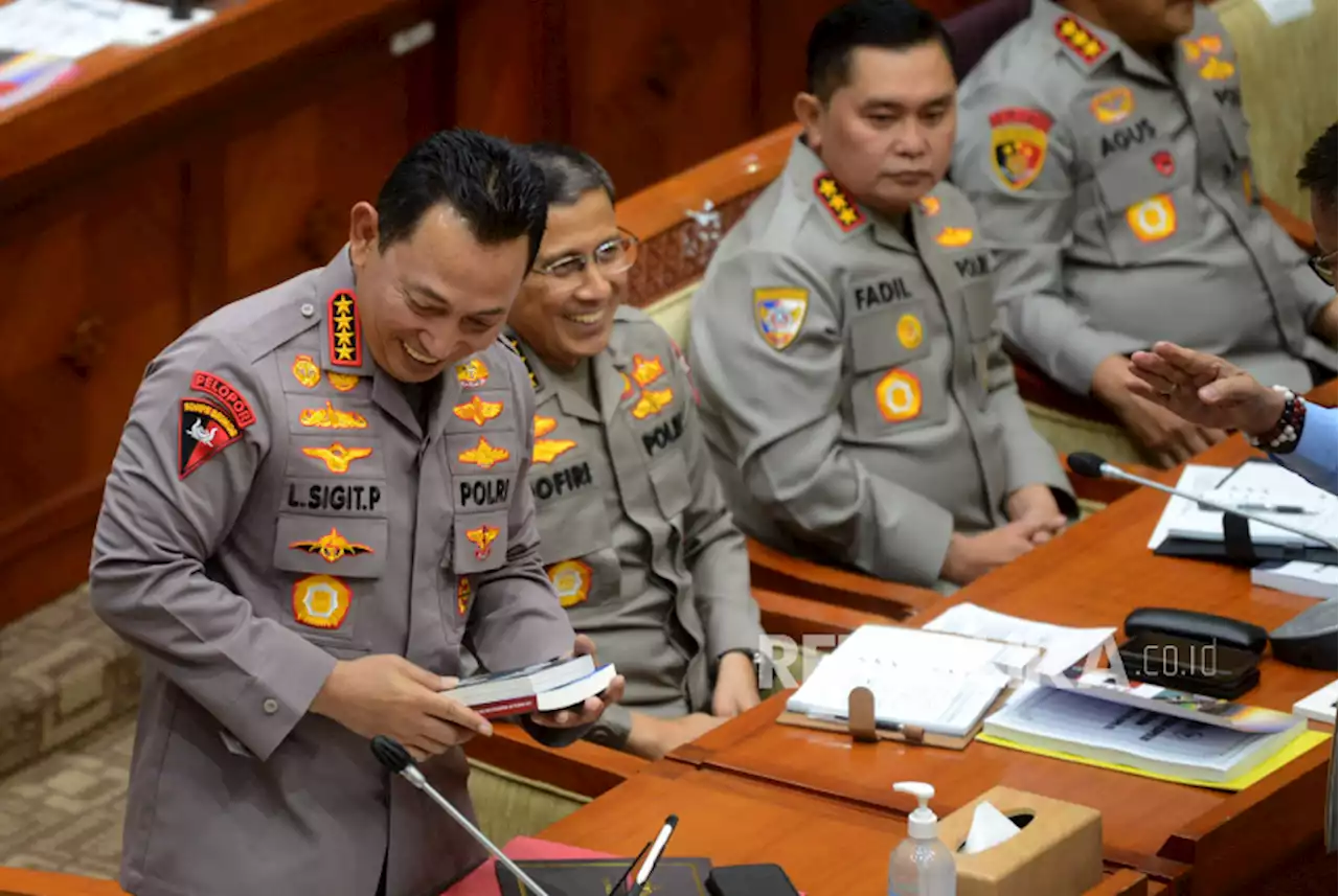 Program Jumat Curhat Polri Diapresiasi Warga Hingga Jokowi |Republika Online