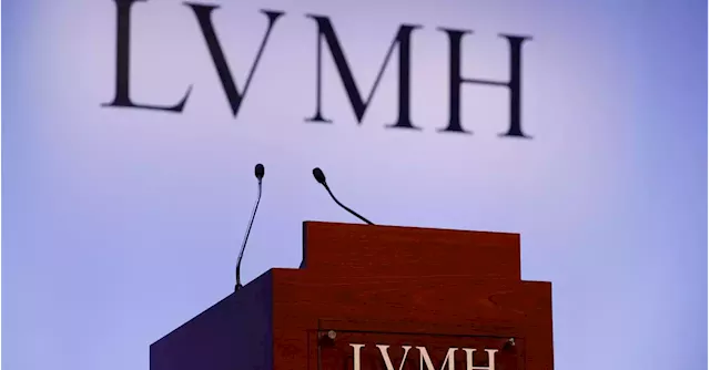 After record year, LVMH chief Bernard Arnault is “quite confident