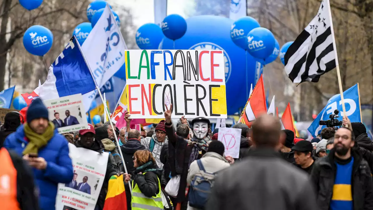 Réforme des retraites: 12e journée de grève à la veille de la décision du Conseil constitutionnel