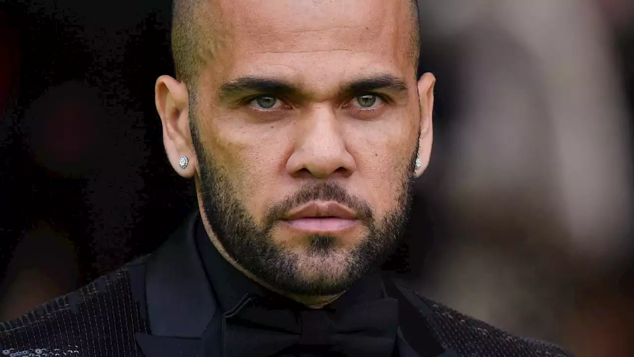 Accusé de viol, Dani Alves va de nouveau témoigner devant le juge