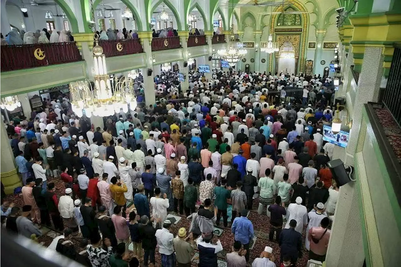 More sessions at Mosques to ease congestion worries for Hari Raya prayers