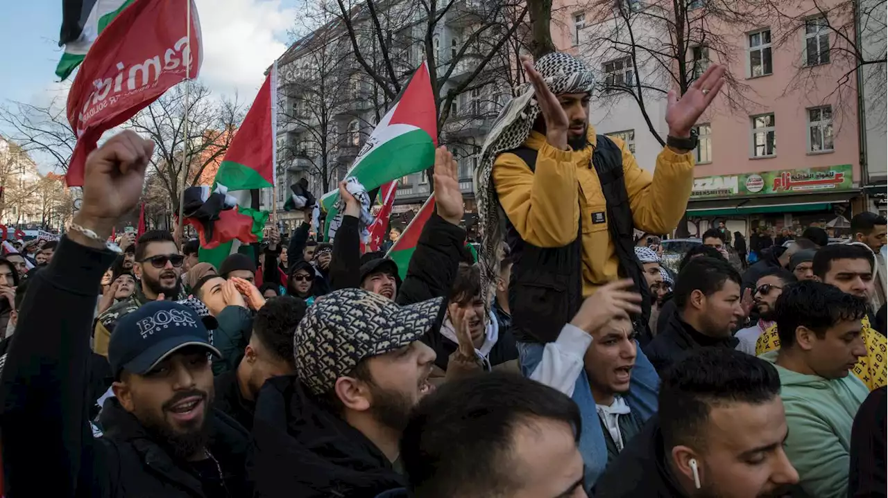 Nach antisemitischen Parolen: Berliner Polizei verbietet Palästinenser-Kundgebungen