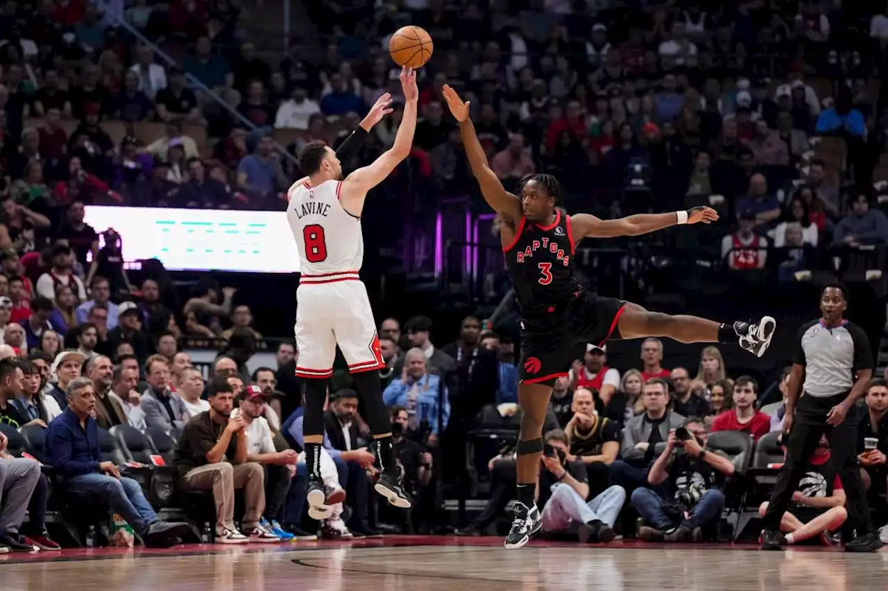 LaVine leads fightback as Bulls eliminate Raptors