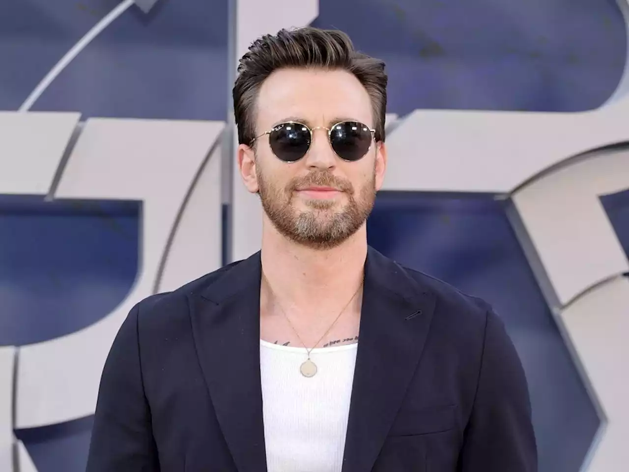 Chris Evans 'refuses' to host Saturday Night Live