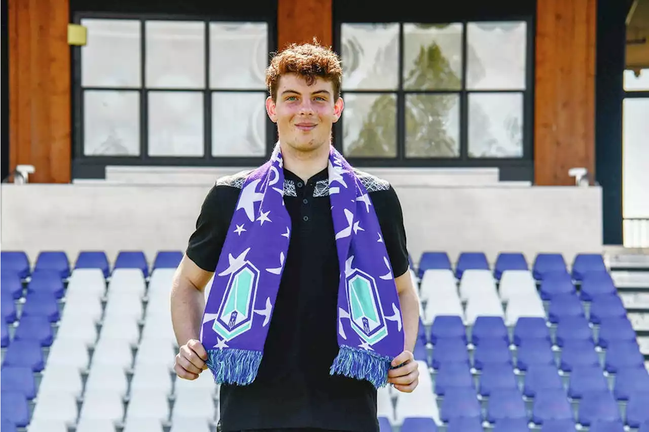 Pacific FC extends Gazdov to cement faith in young goalkeeper