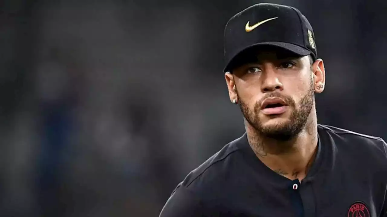 Neymar es investigado en Francia por temas relacionados al poker