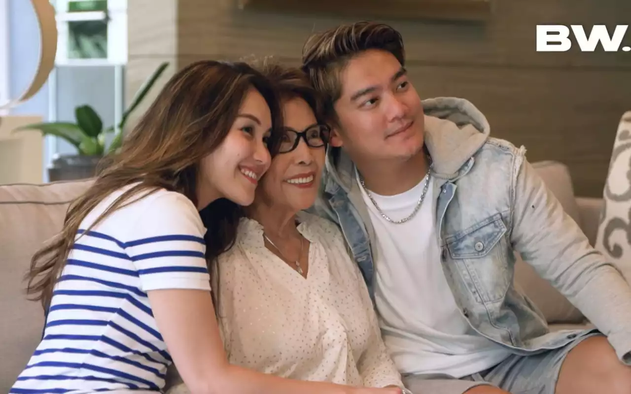 Ayu Ting Ting Mati Gaya Saat Ditinggal Berdua Dengan Nenek Boy William