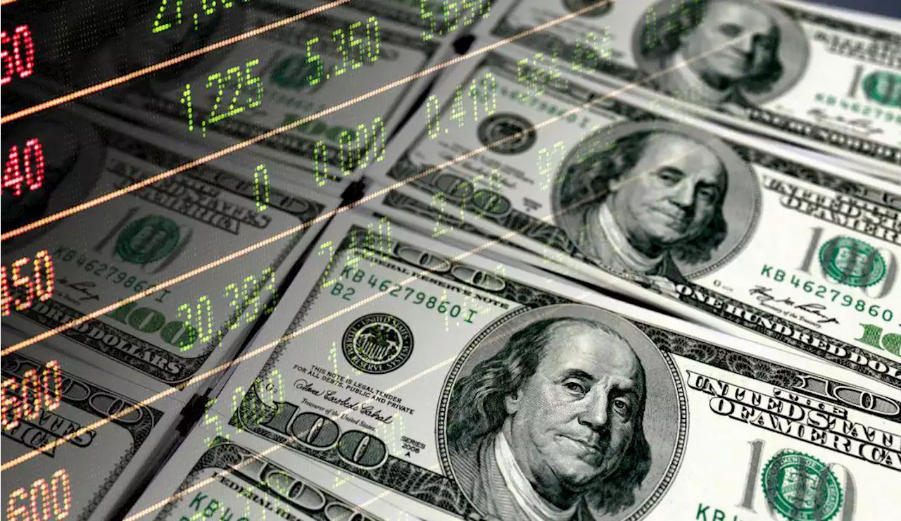 El dólar cerró por debajo de los $5.000, ¿por qué sigue cayendo?