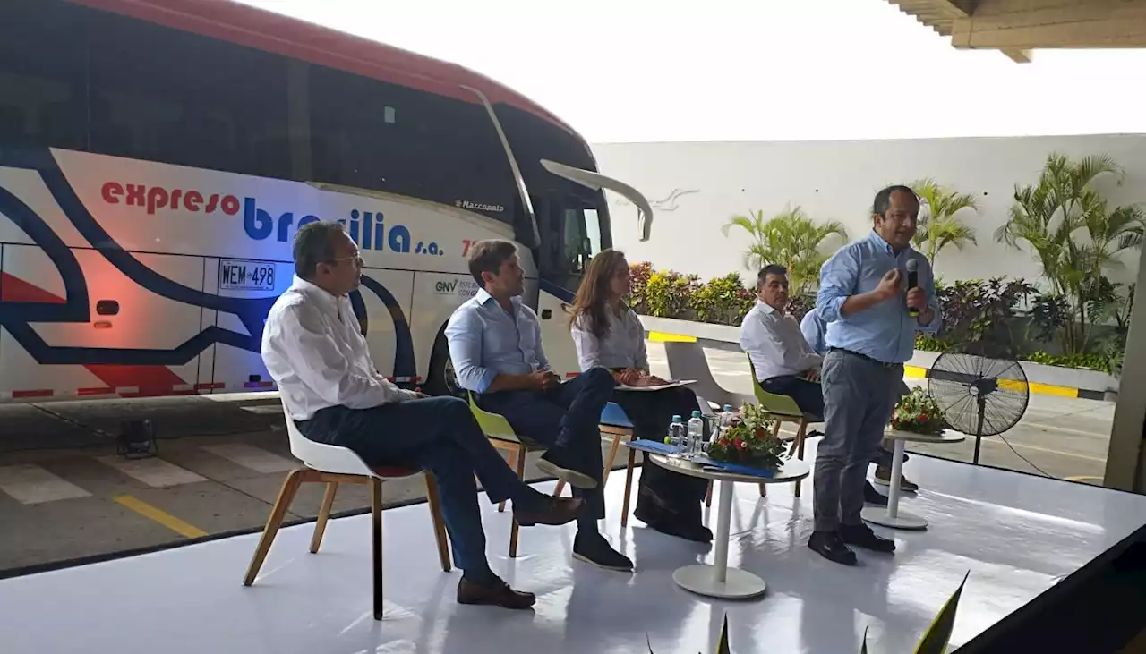 Primer bus a gas natural 100 por ciento operará la ruta Barranquilla-Valledupar y viceversa