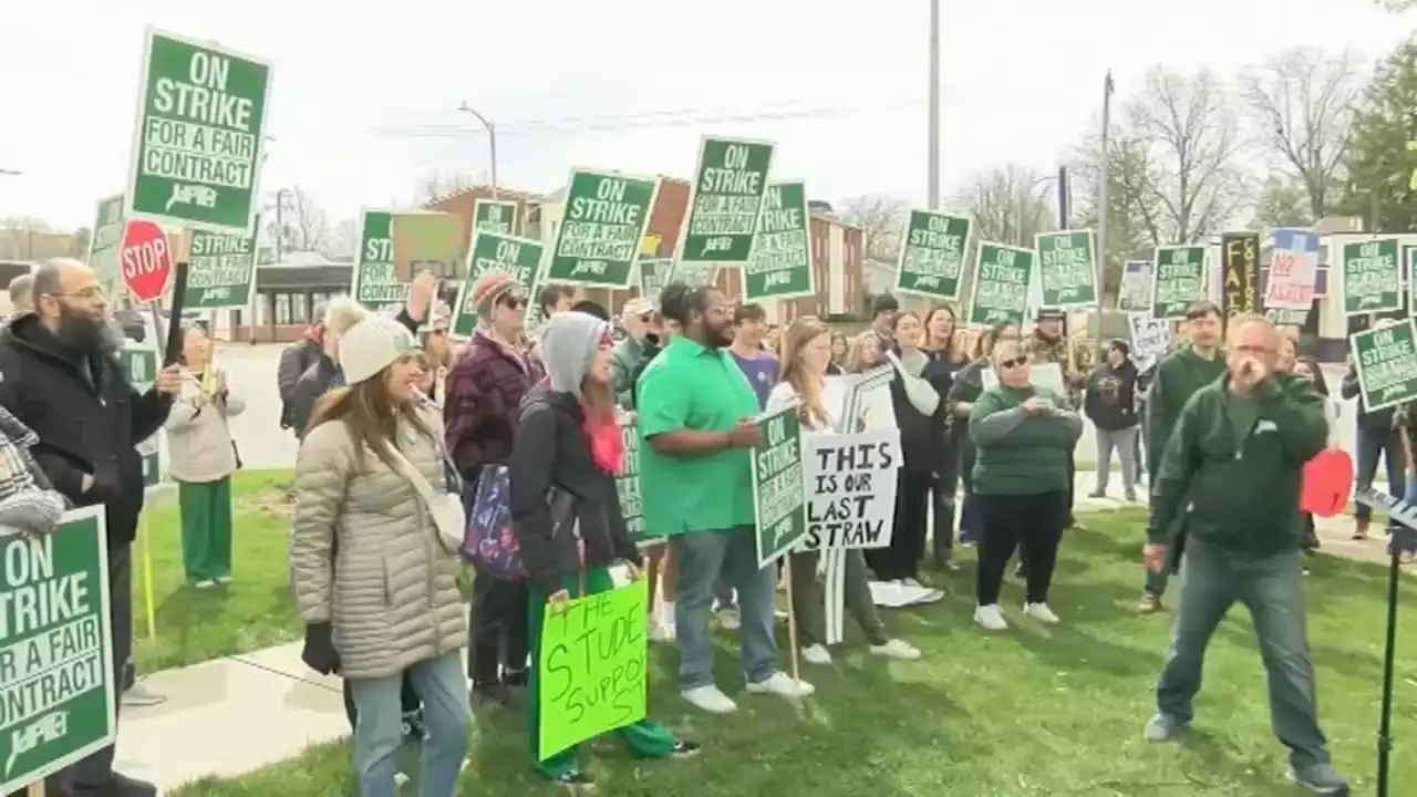 EIU strike 2023: Classes to resume at Eastern Illinois University as tentative deal reached