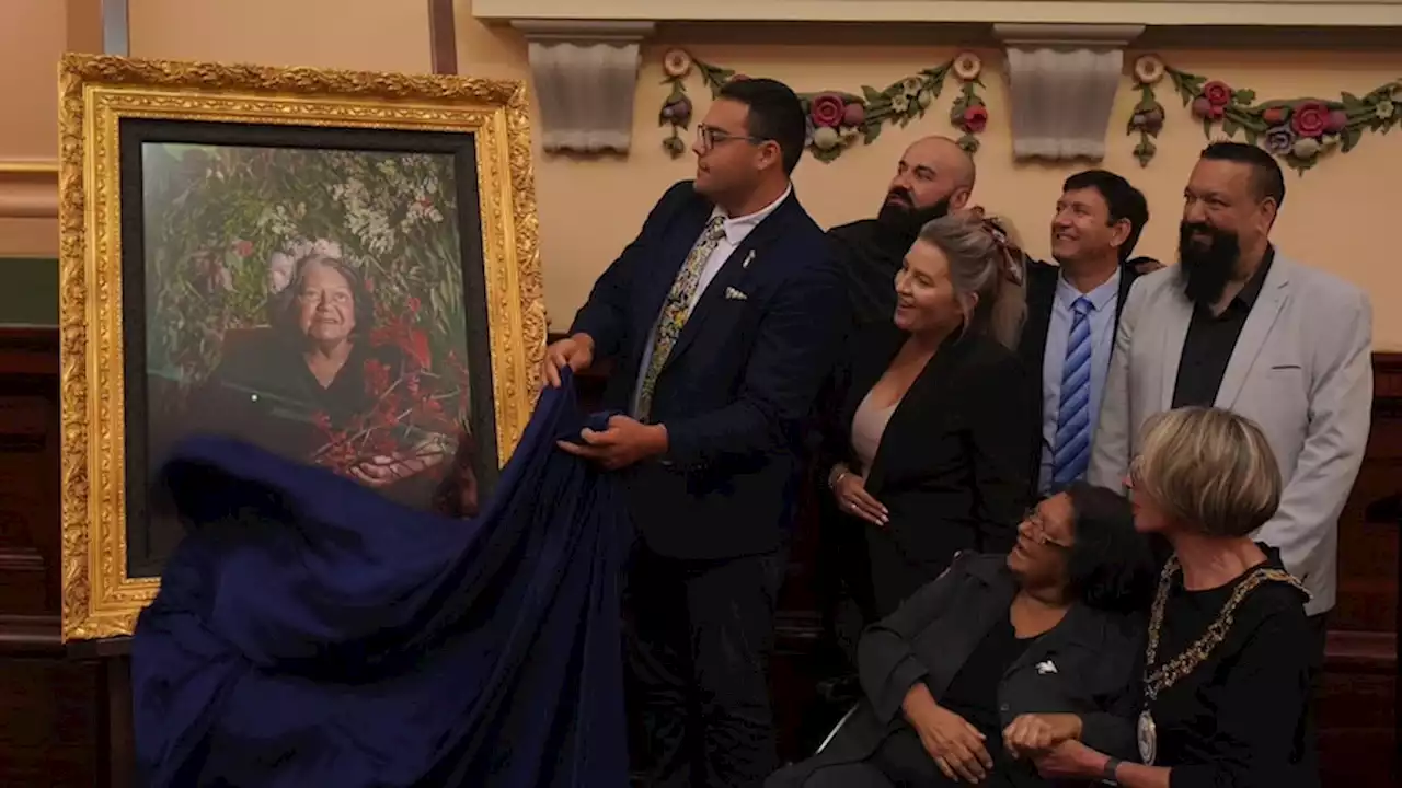 Portrait of pioneering reconciliation advocate Aunty Shirley Peisley unveiled at City of Adelaide