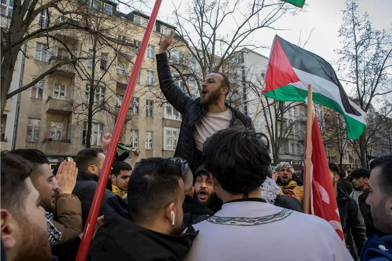 Hass-Demos gegen Israel: Berliner Polizei am Wochenende massiv in Neukölln präsent