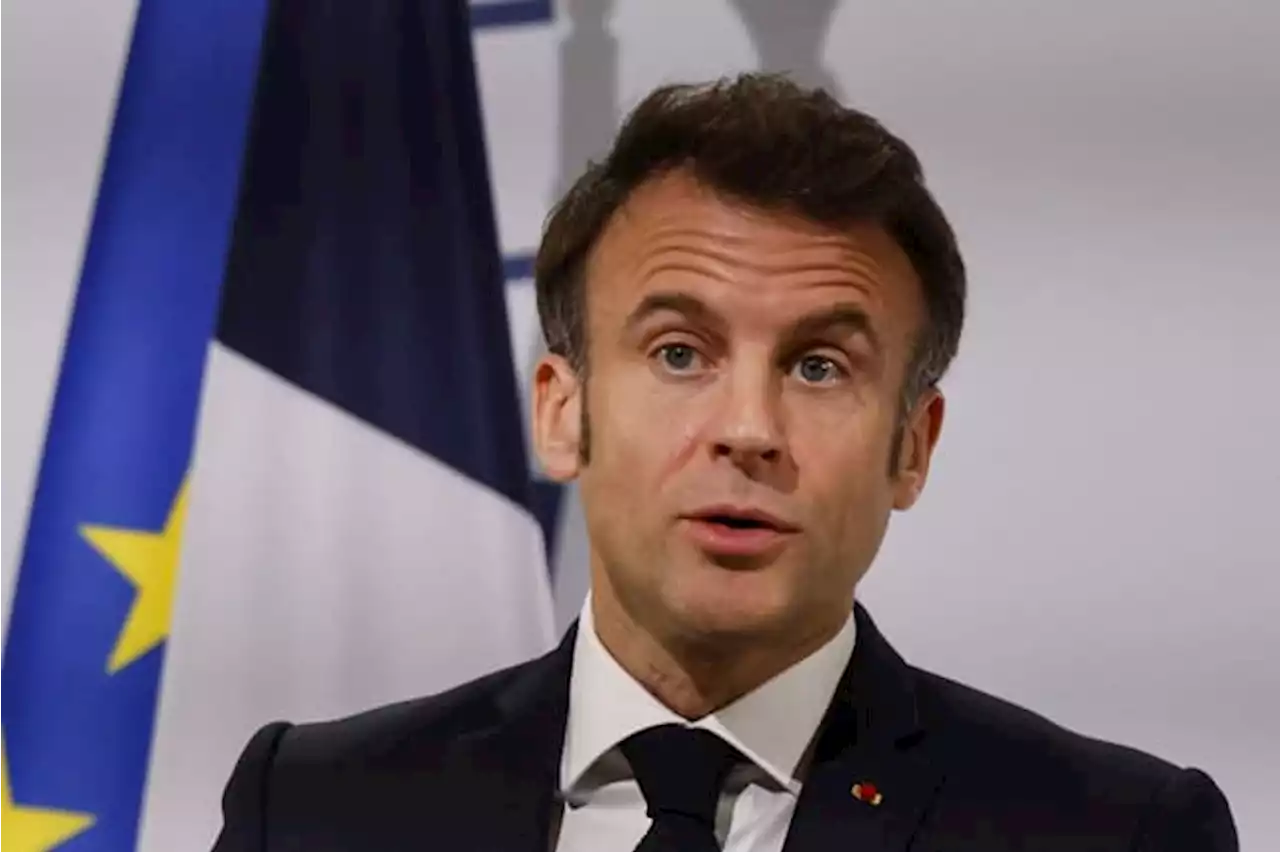 Retraites: Emmanuel Macron a invité les organisations syndicales et patronales à l'Élysée mardi