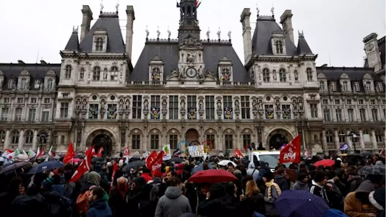 France set to raise retirement age after constitutional test clears, as protesters vow to continue fight | CBC News