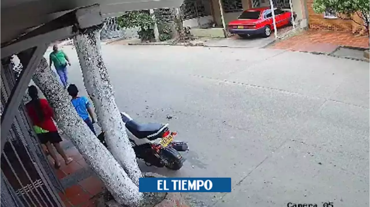 Indignante: video mostró brutal golpiza de hombre a un niño en Cúcuta