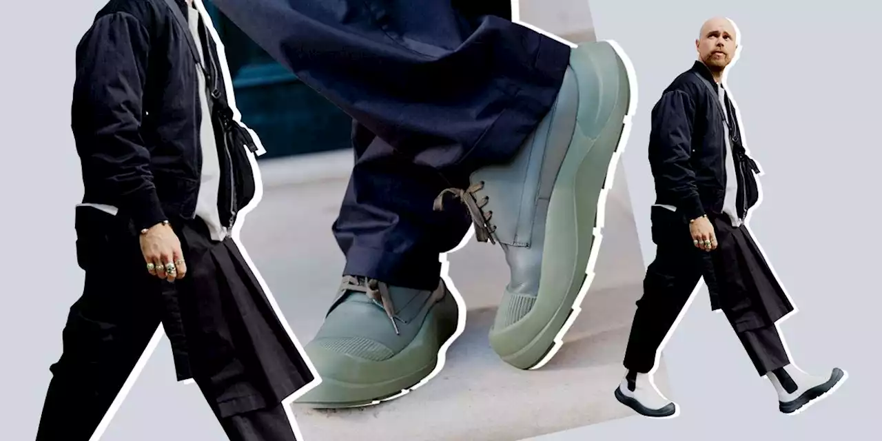An Editor’s Guide To Styling Statement Footwear