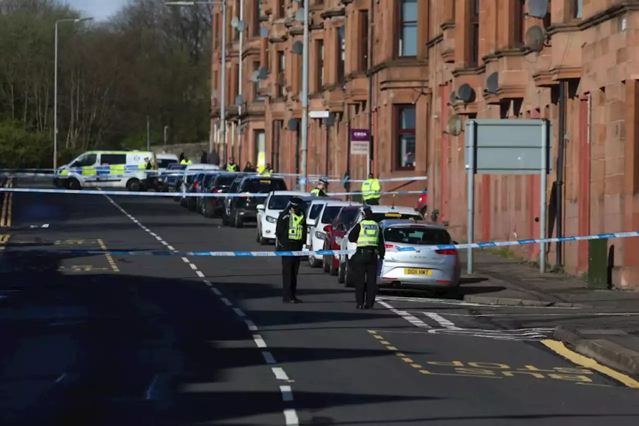 Live updates as Glasgow street locked down with police at the scene