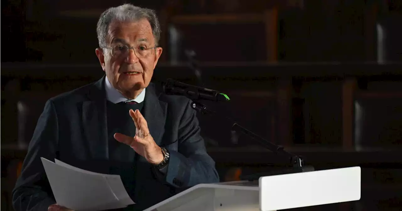 Il centro ora è un affare del Pd. I consigli di Romano Prodi a Schlein