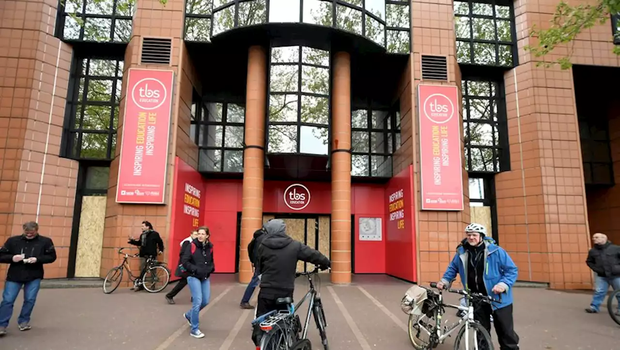 Réforme des retraites : les étudiants de Toulouse Business School dans l'incompréhension après les dégradations