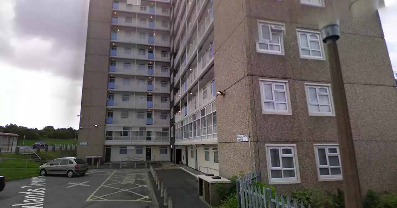 Police statement as man found injured in Leeds block of flats dies