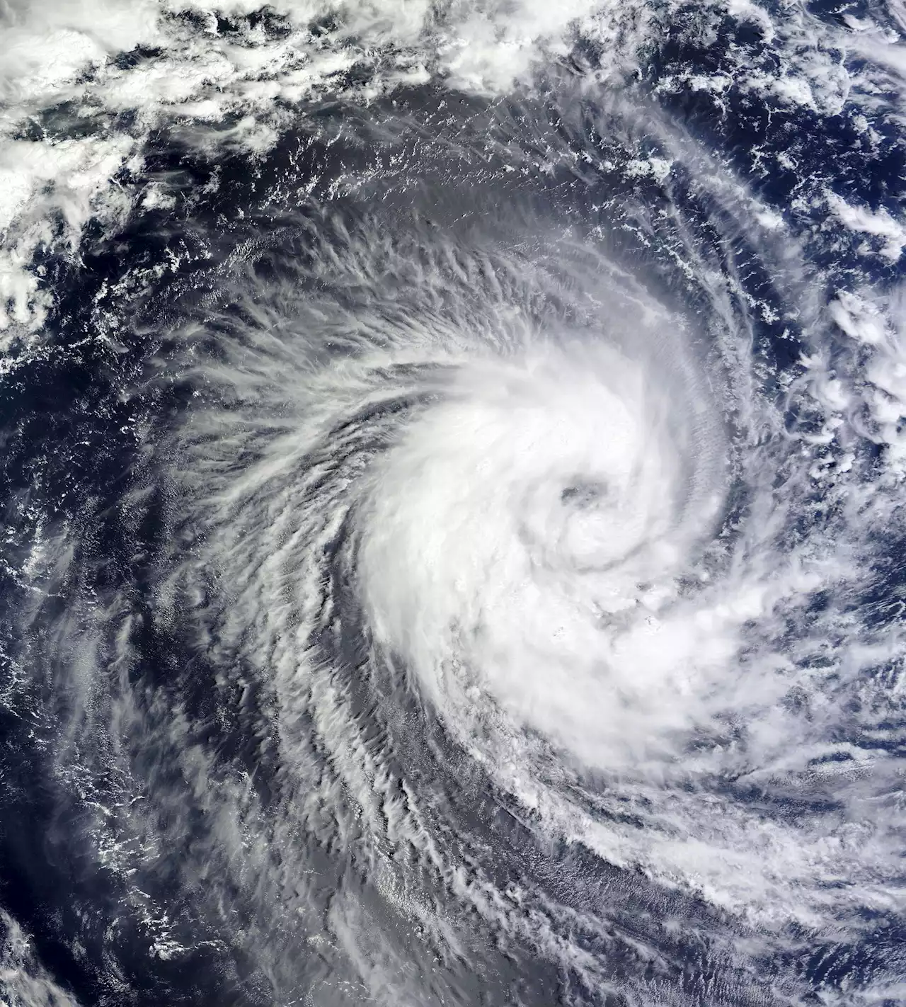 Cyclone hits Australia bringing 'record-breaking' wind speeds