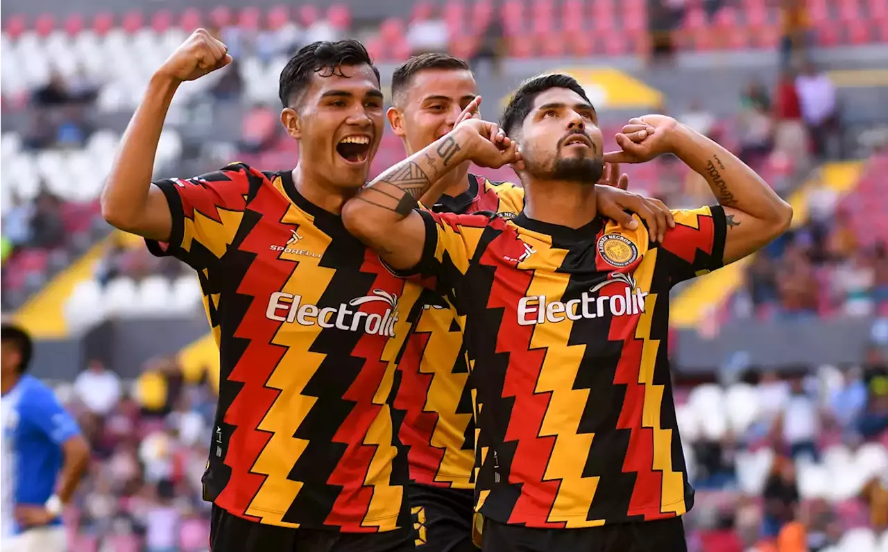 Resumen del partido Leones Negros vs Raya2 (4-0). GOLES