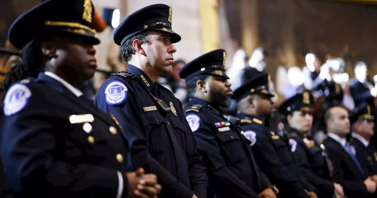 U.S. Capitol Police confiscate assault rifle outside of Capitol grounds