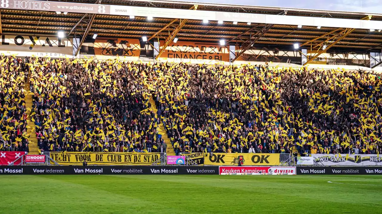 Vuurwerk op het veld: derby NAC - Willem II later begonnen