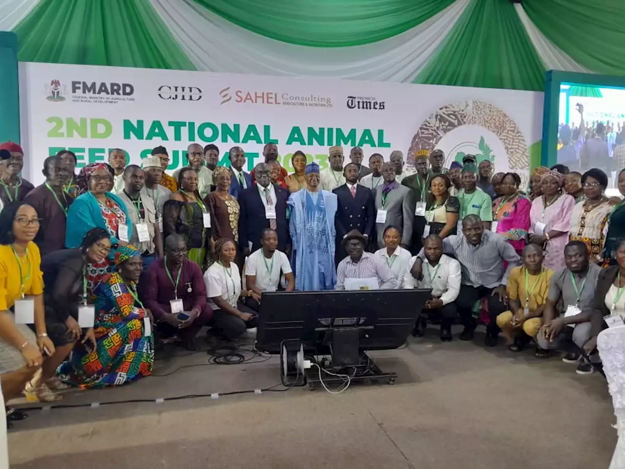 Experts discuss roles of farmers, media in achieving food security