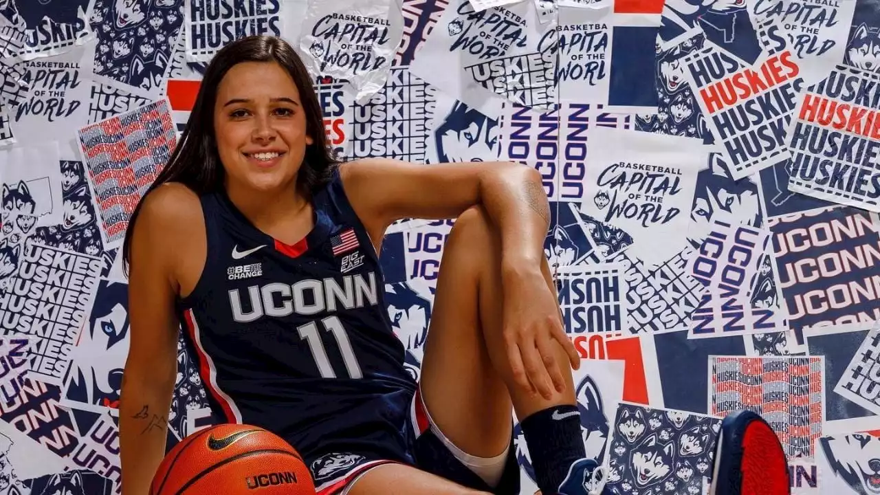 Lou López, primera mexicana en ser seleccionada en el draft de la WNBA