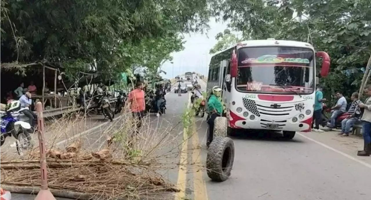 Bloqueos en Antioquia causan 2.000 despidos y posible caída en producción de Ecopetrol - Pulzo