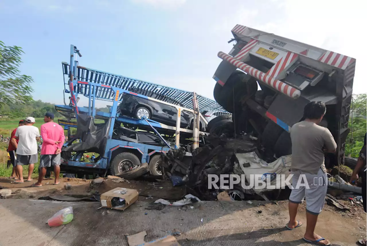 Ini Daftar Lengkap 21 Korban Kecelakaan Tol Semarang-Solo, 8 Korban Meninggal Dunia |Republika Online