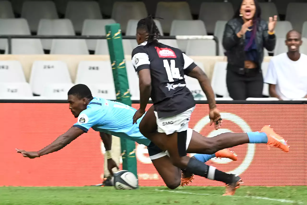 Novuka hat-trick keeps Sharks at bay