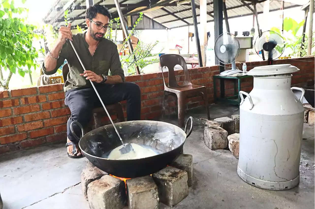 Malaysian Punjabi home business in Serendah has been making barfi for 50 years