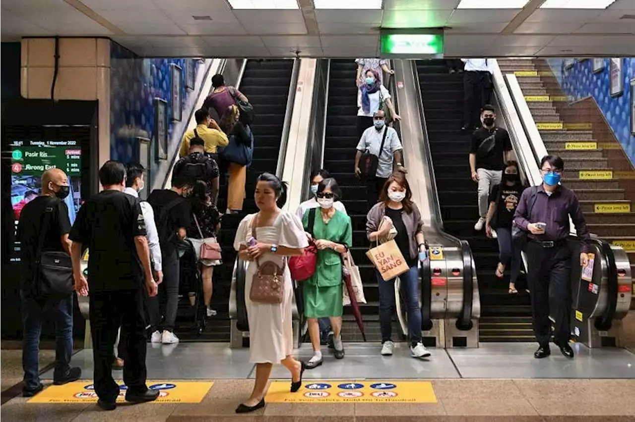 S’pore in the middle of Covid-19 wave, about 3 in 10 cases are reinfections: Ong Ye Kung