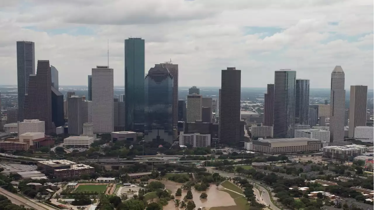 Driver Goes on Shooting Spree Across Texas Highway, Killing 2 Bikers