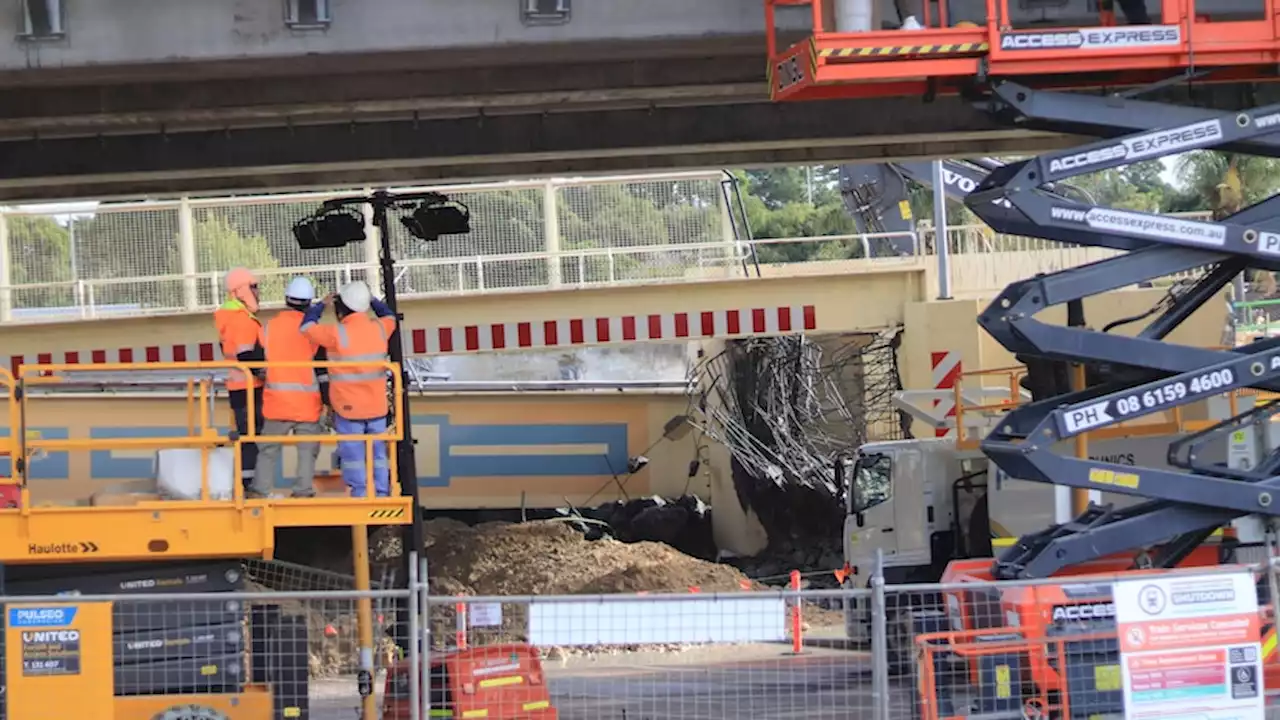 Controversial Bayswater bridge — with own website, social media accounts — is demolished