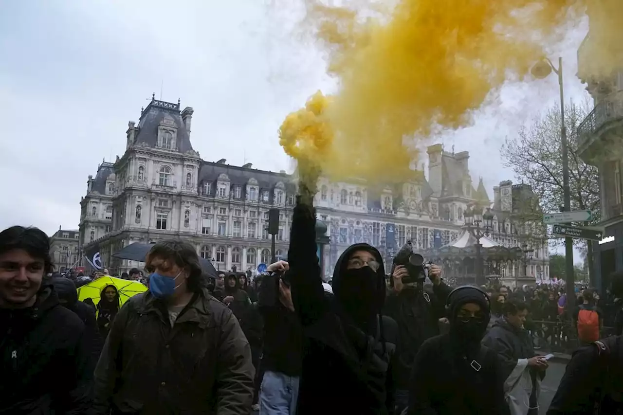 Frankreich: Gesetz zur Rentenreform trotz Protesten in Kraft