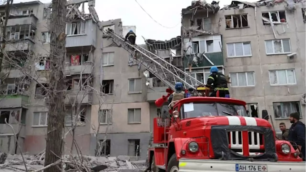 Death toll from Russian strikes rises to 11 as Ukraine awaits U.S. air defence system | CBC News