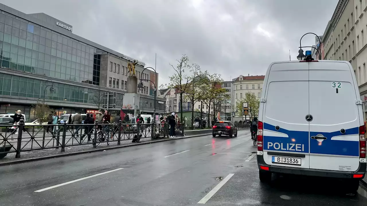 360 Polizisten überwachen Verbot der Palästinenser-Demo