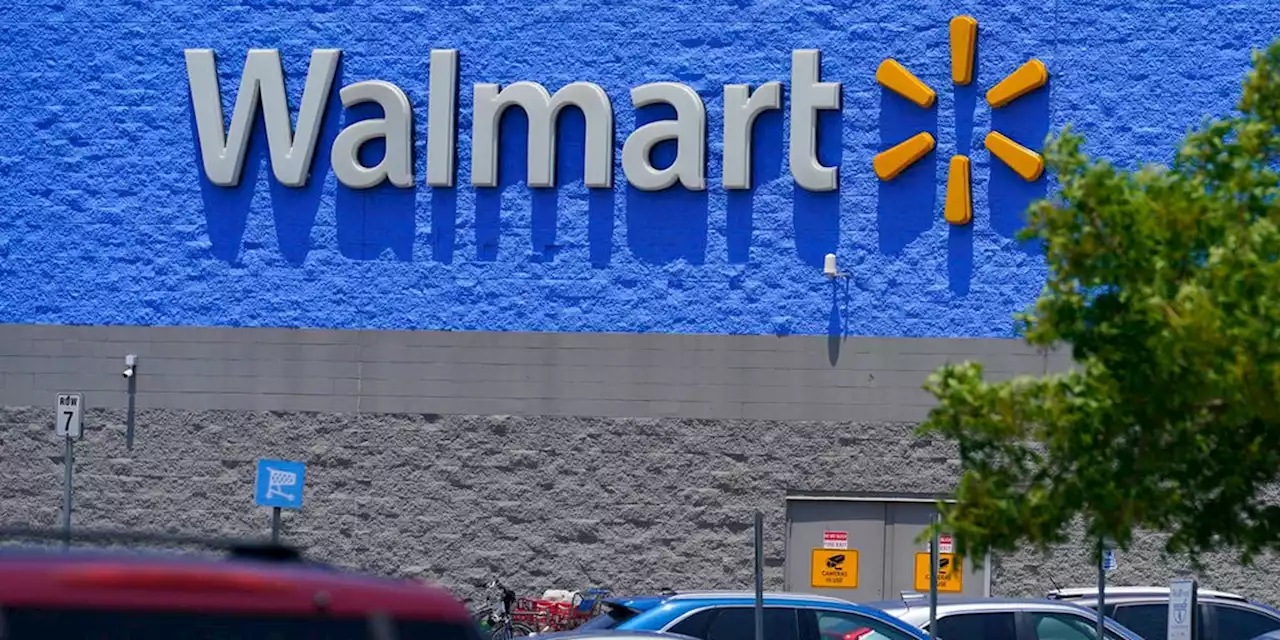 Man arrested at Walmart for allegedly smashing jewelry cases with hammer