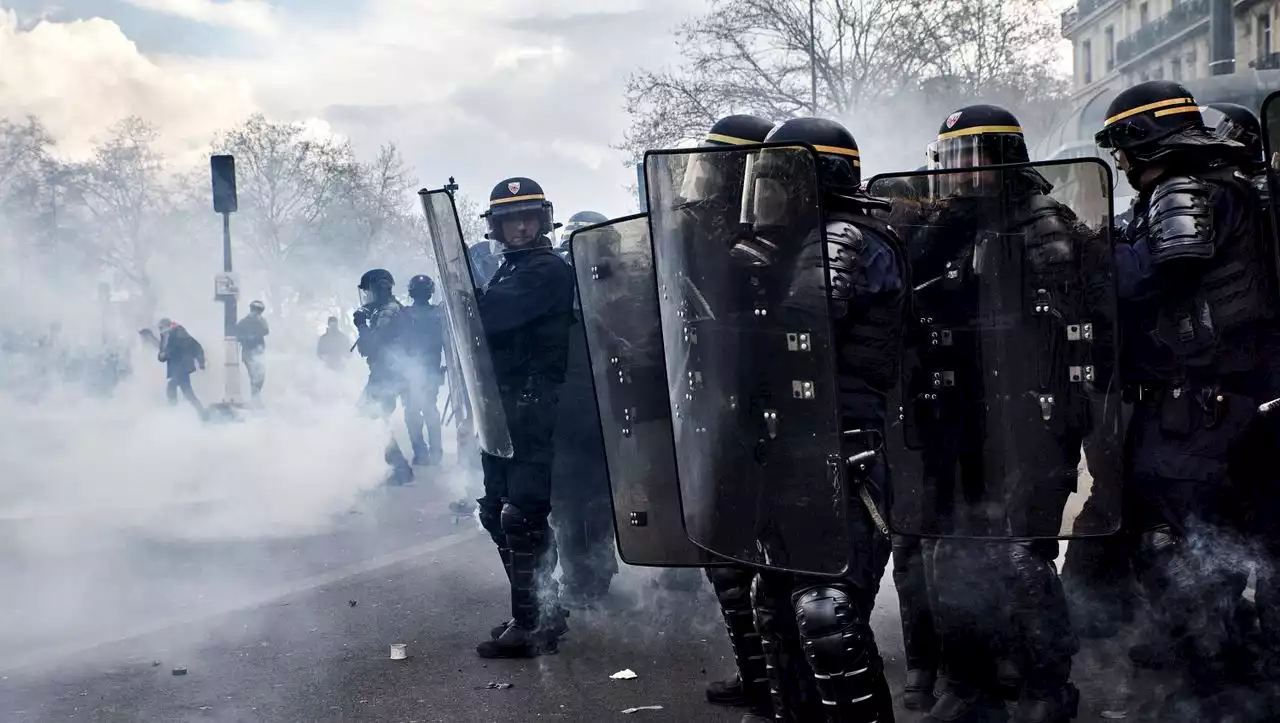 Proteste gegen Rentenreform gehen weiter: Mehr als 100 Festnahmen in Paris