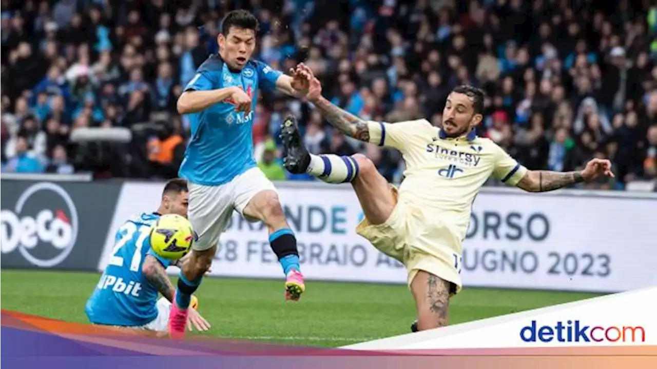 Napoli Ditahan Verona Tanpa Gol