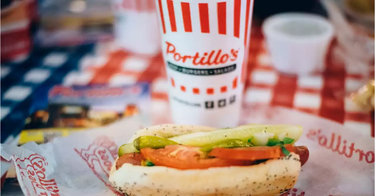 Portillo’s Suburban Chicago Warehouse Workers Become Chain’s First to Unionize