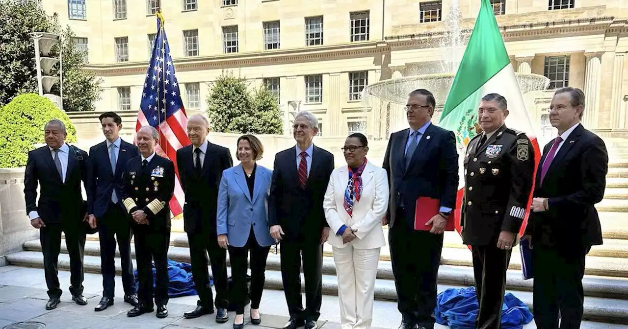 México y EU acuerdan sellar fronteras a fentanilo y mayor decomiso de armas