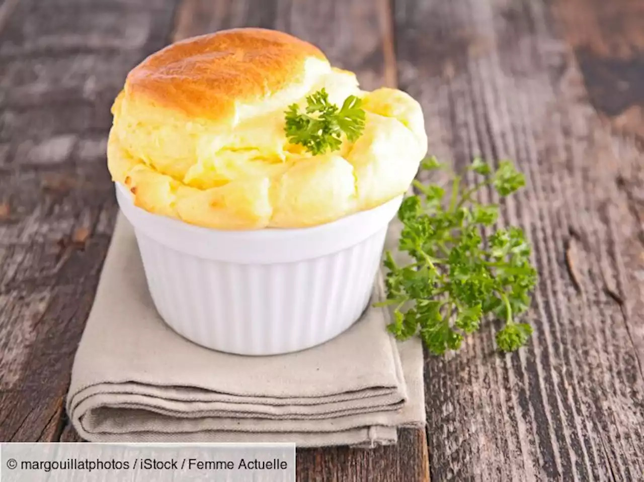 Soufflés au fromage frais à la ciboulette : la recette inratable de Laurent Mariotte