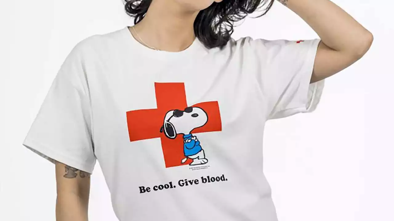 A Red Cross Snoopy T-shirt is going viral. It's prompting more young people to donate blood